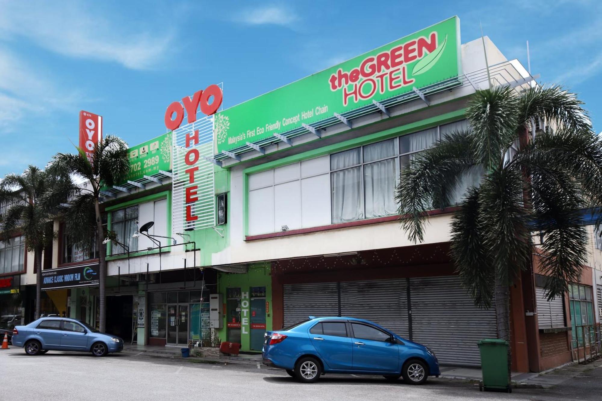 โอโย 479 เดอะ กรีน โฮเต็ล Hotel อัมปัง ภายนอก รูปภาพ
