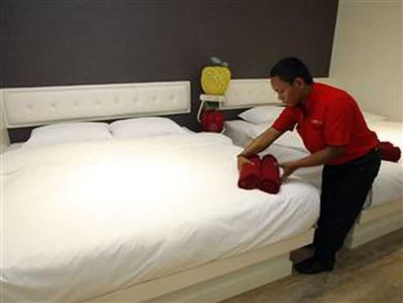 โอโย 479 เดอะ กรีน โฮเต็ล Hotel อัมปัง ภายนอก รูปภาพ